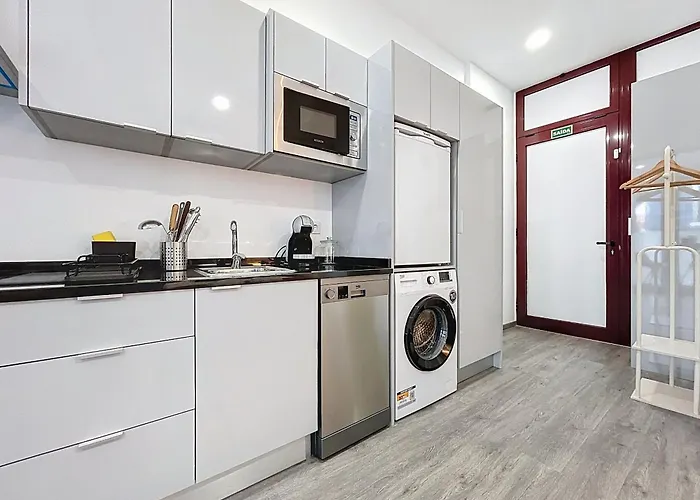 2 By Atlantic * Santa Cruz (Madeira)