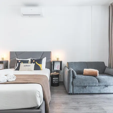 2 By Atlantic * Santa Cruz (Madeira)